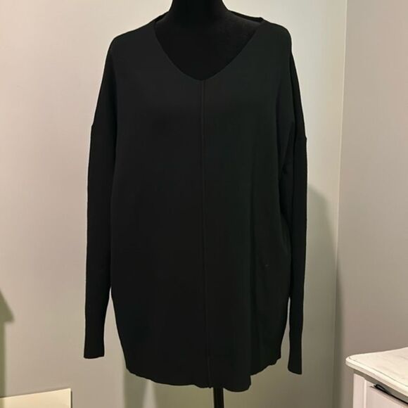 NWT Zenana Large Vneck sweater    E - Picture 1 of 8